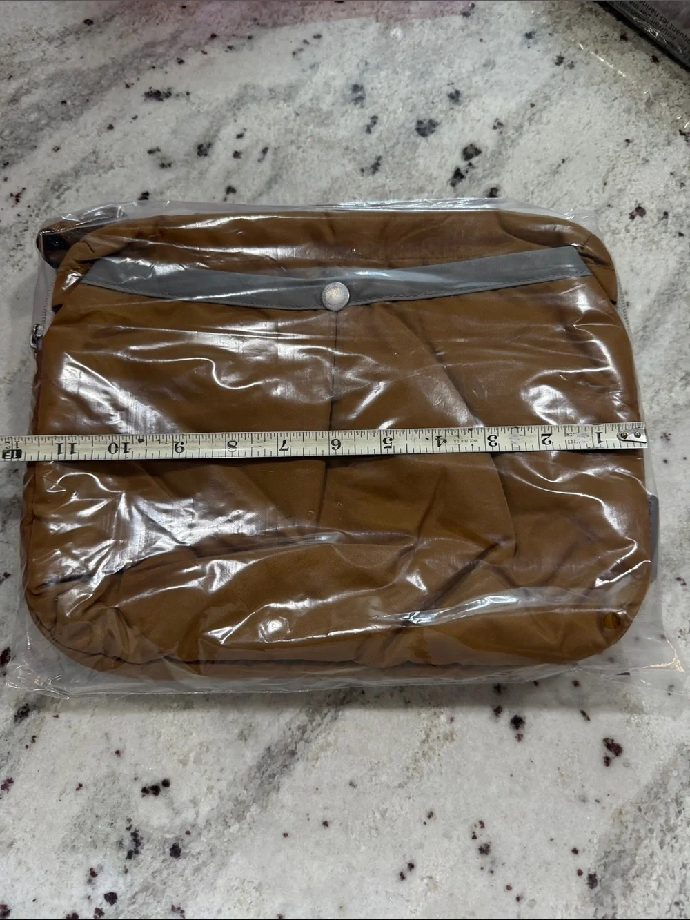 Hello Lulu Compact laptop/ipad Crossbody Bag in Mustard Brown